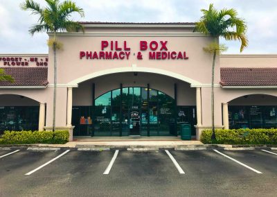 pill box pharmacy_weston